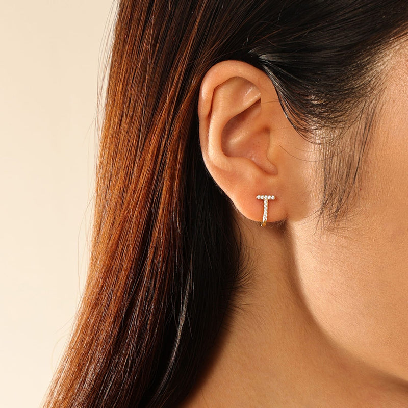 Orecchini T